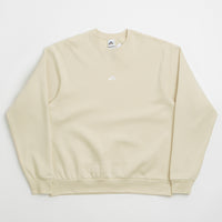 Nike SB Essential Logo Crewneck Sweatshirt in Light Khaki and White thumbnail