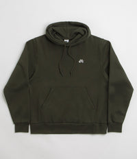 Nike SB Essential Small Logo Hoodie in Sequoia and White
