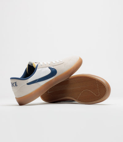 Nike SB Heritage Vulc Shoes - Summit White / Navy - White - Gum Light Brown
