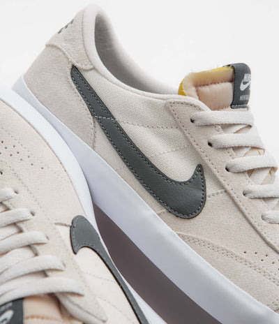 Nike SB Heritage Vulc Shoes in Vast Grey and Iron Grey and Vast Grey - White