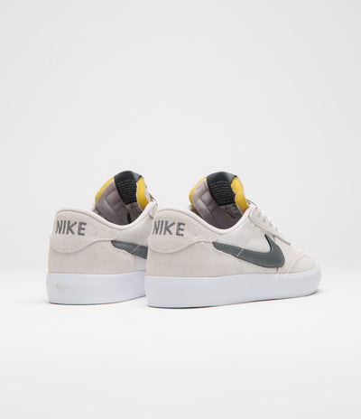 Nike SB Heritage Vulc Shoes in Vast Grey and Iron Grey and Vast Grey - White