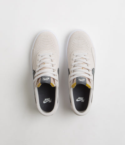 Nike SB Heritage Vulc Shoes in Vast Grey and Iron Grey and Vast Grey - White