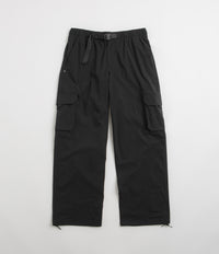 Nike SB Kearny Cargo Pants in Black and Black / White