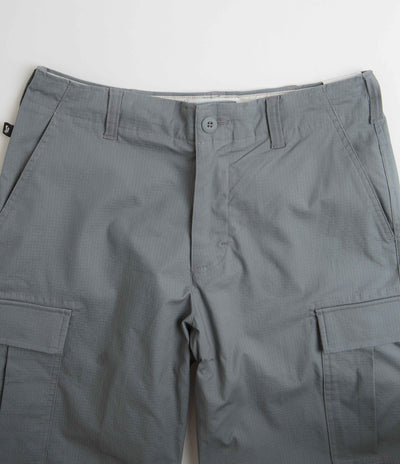 Nike SB Kearny Cargo Pants in Smoke Grey