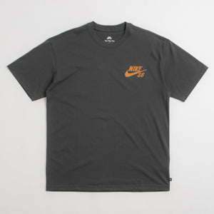 Dark Smoke Grey