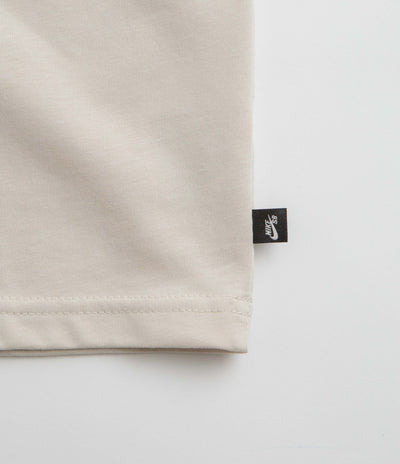Nike SB Logo T-Shirt in Light Orewood Brown