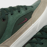 Nike SB Malor Shoes in Seaweed and Burgundy Crush and Khaki - Phantom thumbnail