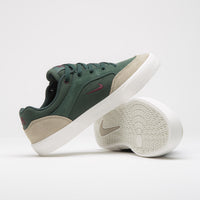 Nike SB Malor Shoes in Seaweed and Burgundy Crush and Khaki - Phantom thumbnail