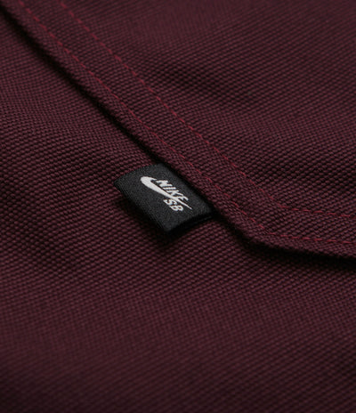 Nike SB New Essential Woven Shirt - Burgundy Crush / Platinum Violet