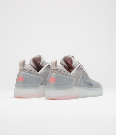 Nike SB Nyjah 4 Shoes - College Grey / Mink Brown - Light Silver