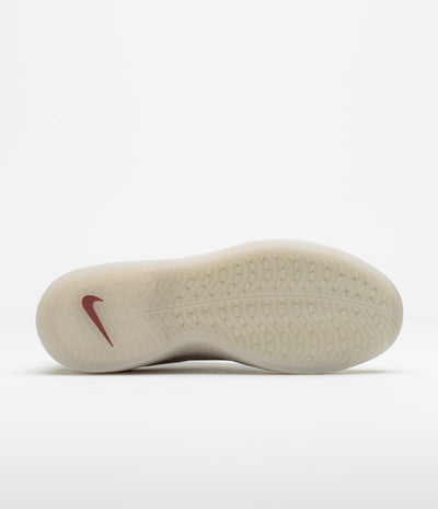 Nike SB Nyjah 4 Shoes in Desert Khaki and Dark Smoke Grey