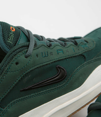 Nike SB Orange Label Air Max Ishod Shoes - Deep Fir / Black - Fir - Sail