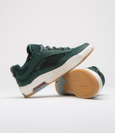 Nike SB Orange Label Air Max Ishod Shoes - Deep Fir / Black - Fir - Sail