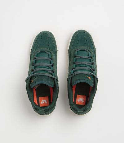 Nike SB Orange Label Air Max Ishod Shoes - Deep Fir / Black - Fir - Sail