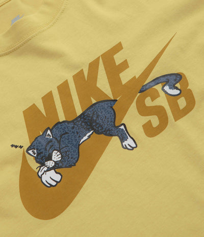 Nike SB Panther T-Shirt in Saturn Gold