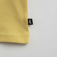 Nike SB Panther T-Shirt in Saturn Gold thumbnail