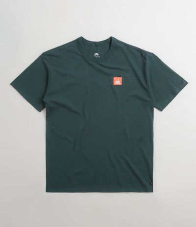 Nike SB Patch Logo T-Shirt in Deep Jungle