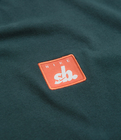 Nike SB Patch Logo T-Shirt in Deep Jungle