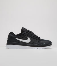 Nike SB PS8 Shoes in Black and White and Black - White