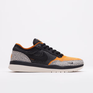 Cobblestone / Black