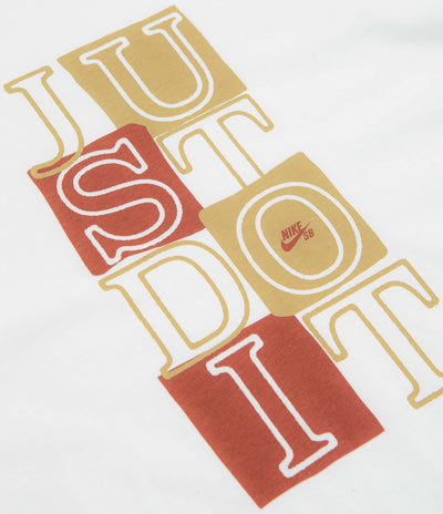 Nike SB Remake JDI T-Shirt in Summit White