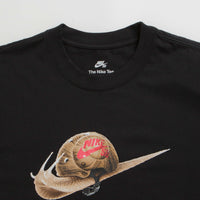 Nike SB Republique T-Shirt in Black thumbnail