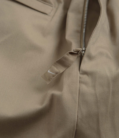 Nike SB Skyring Shorts in Khaki