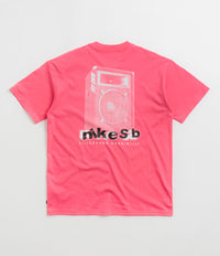 Nike SB Sounds Bangin T-Shirt in Aster Pink