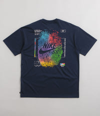 Nike SB Thumbprint T-Shirt in Midnight Navy