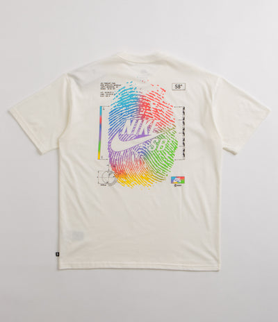 Nike SB Thumbprint T-Shirt in Sail