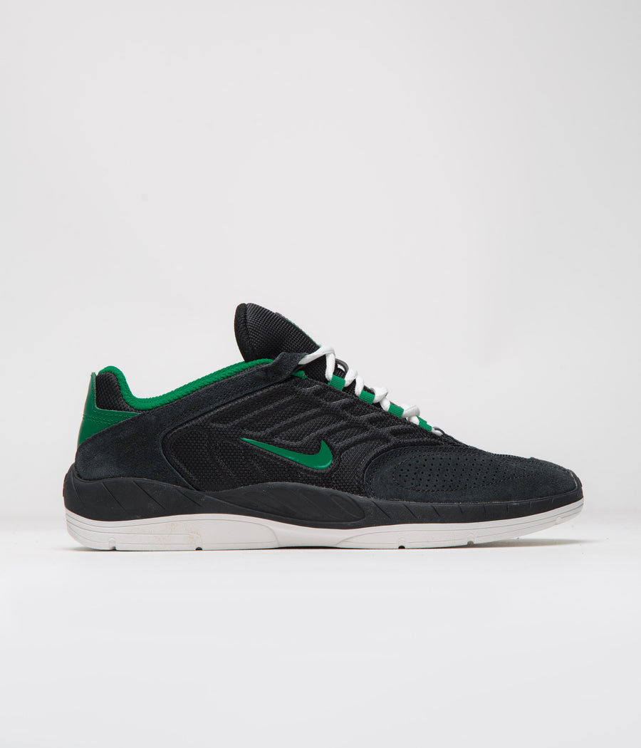 Nike SB Vertebrae Shoes in Black and Malachite and Black - Summit White