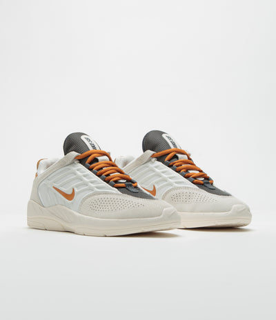 Nike SB Vertebrae Shoes - Summit White / Monarch - Phantom