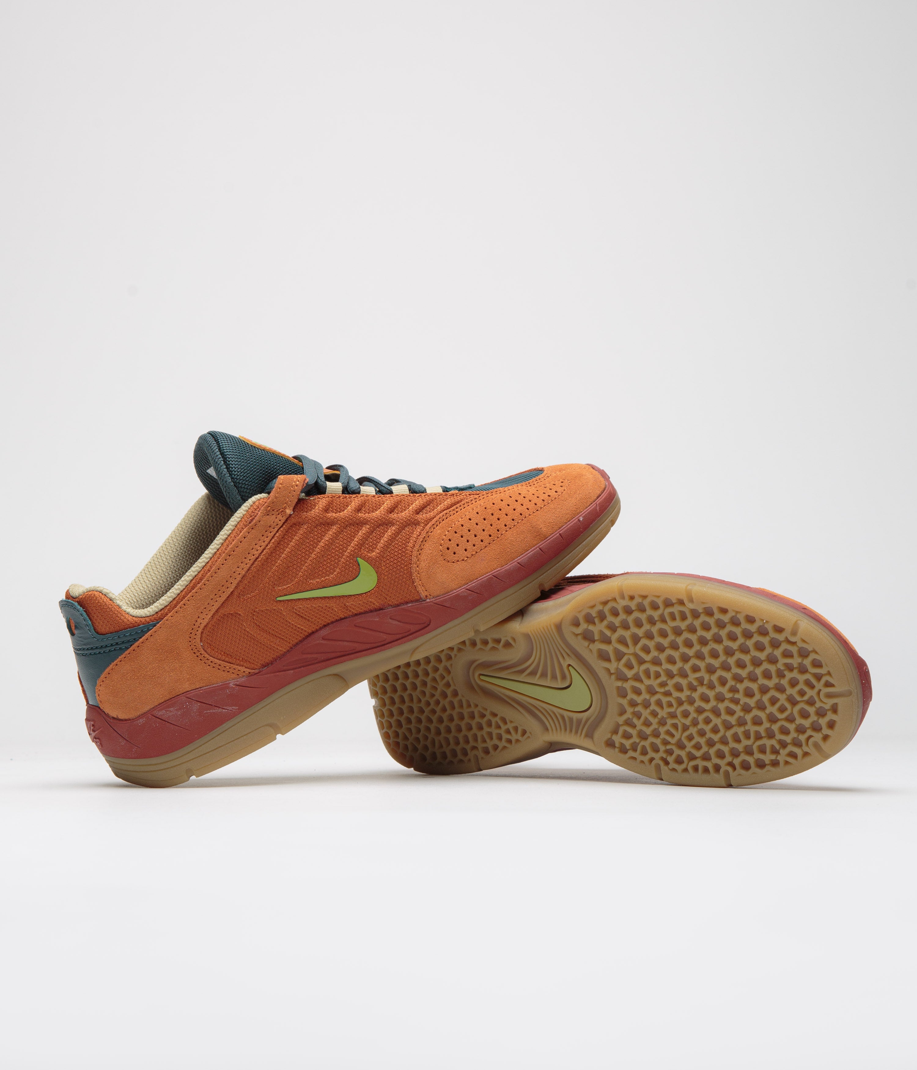 Nike SB Vertebrae TE Shoes - Dark Russet / Pear - Desert Orange | flatspot