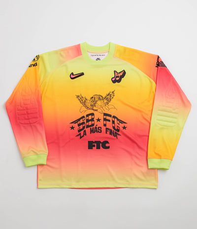 Nike SB World Cup Long Sleeve Jersey in Hyper Pink