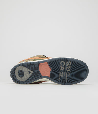 Nike SB x Arts-Rec Dunk Low Pro Shoes - Khaki / Amber Brown - Rough Green - Rust Pink