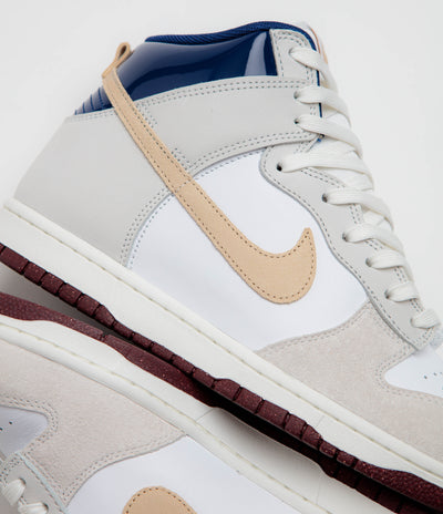 Nike SB x Beyond Dunk High Pro Shoes in White and Ivory and Sand Dune - Blue Void