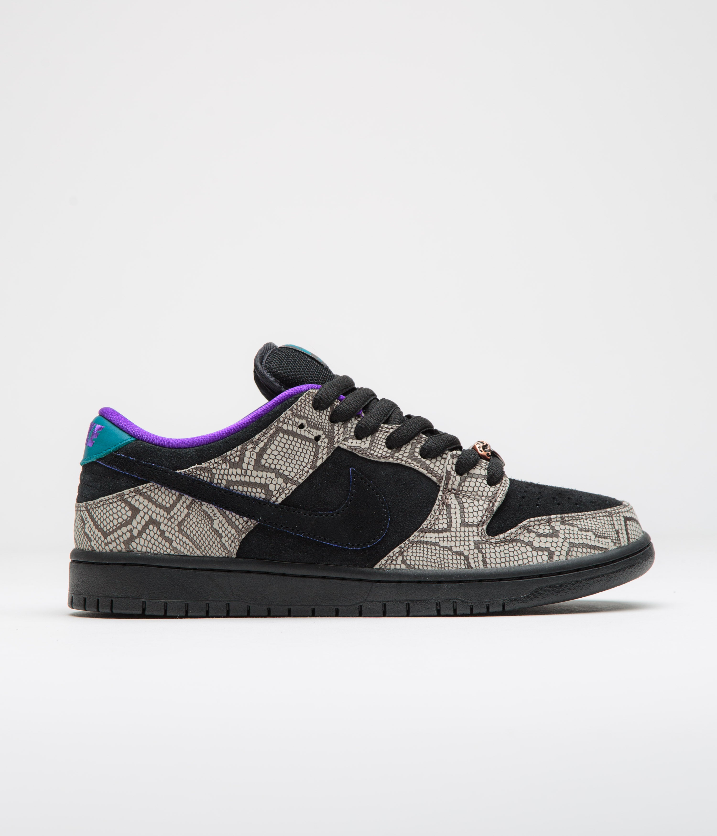 Nike SB x Dashawn Jordan Dunk Low Pro Shoes - String / Black - Bright Spruce - Fierce Purple