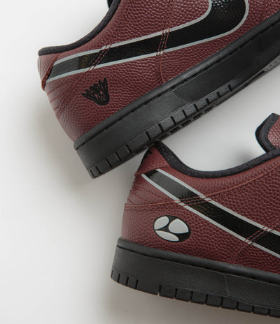 Nike SB x Limosine Skateboards Dunk Low Pro Shoes - Dark Pony / Black - Silver - White