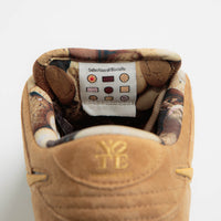 Nike SB x Note Dunk Low Pro 'Brew And Biscuits' Shoes in Flax and Honeycomb and Summit White - Sail thumbnail
