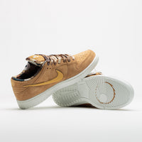 Nike SB x Note Dunk Low Pro 'Brew And Biscuits' Shoes in Flax and Honeycomb and Summit White - Sail thumbnail