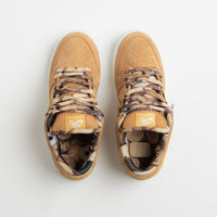 Nike SB x Note Dunk Low Pro 'Brew And Biscuits' Shoes in Flax and Honeycomb and Summit White - Sail thumbnail