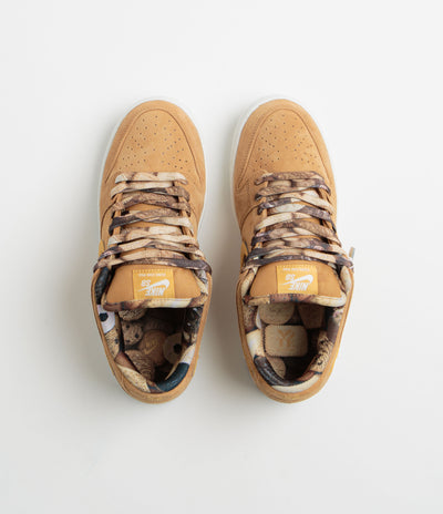 Nike SB x Note Dunk Low Pro 'Brew And Biscuits' Shoes in Flax and Honeycomb and Summit White - Sail