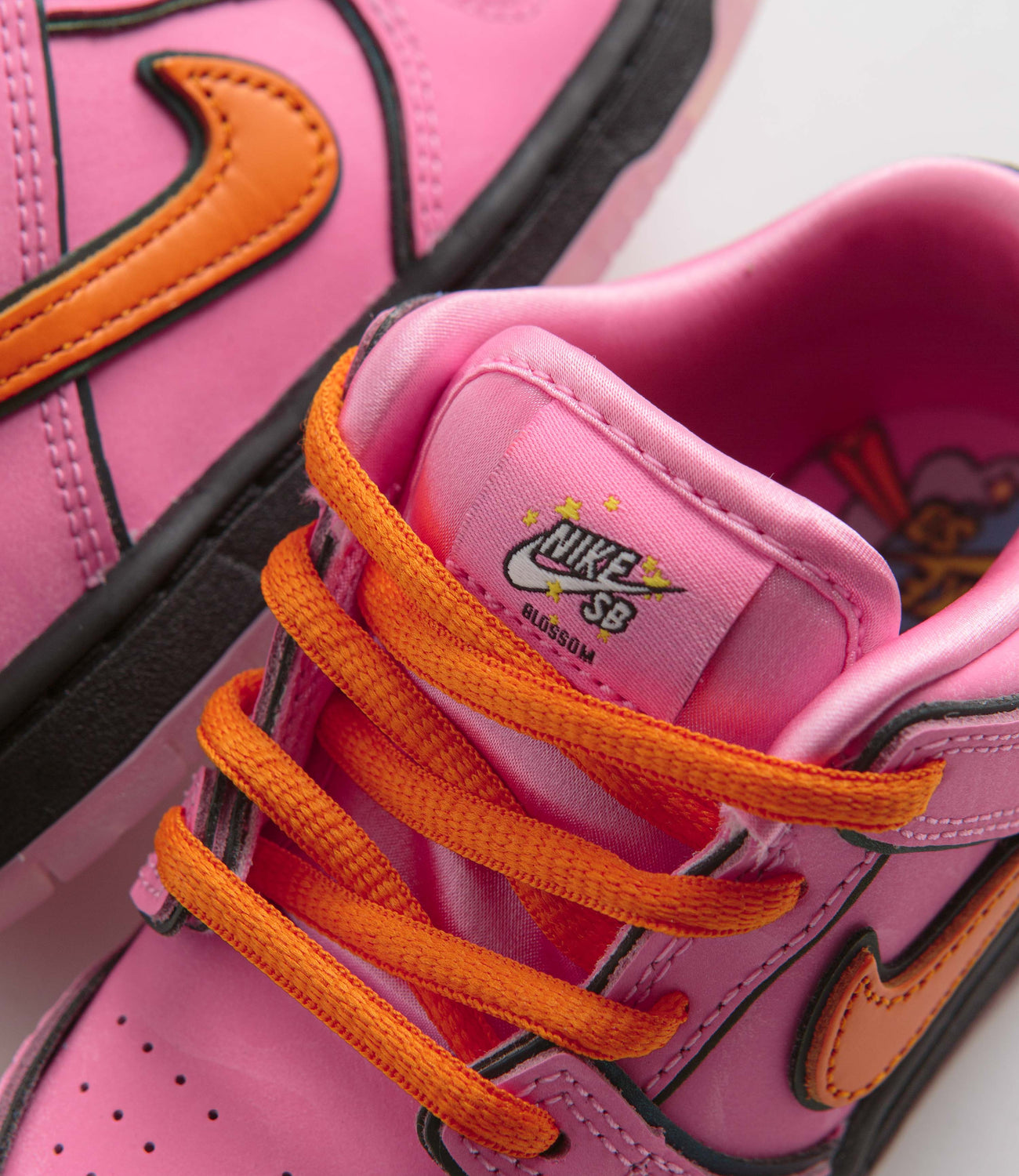 Pink yellow nike shoes deals