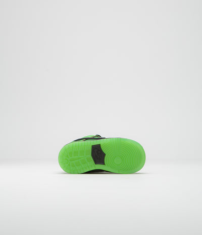 Nike SB x Powerpuff Girls Dunk Low Pro 'Buttercup' (Toddler) Shoes in Mean Green and Black and Mean Green - Lotus Pink