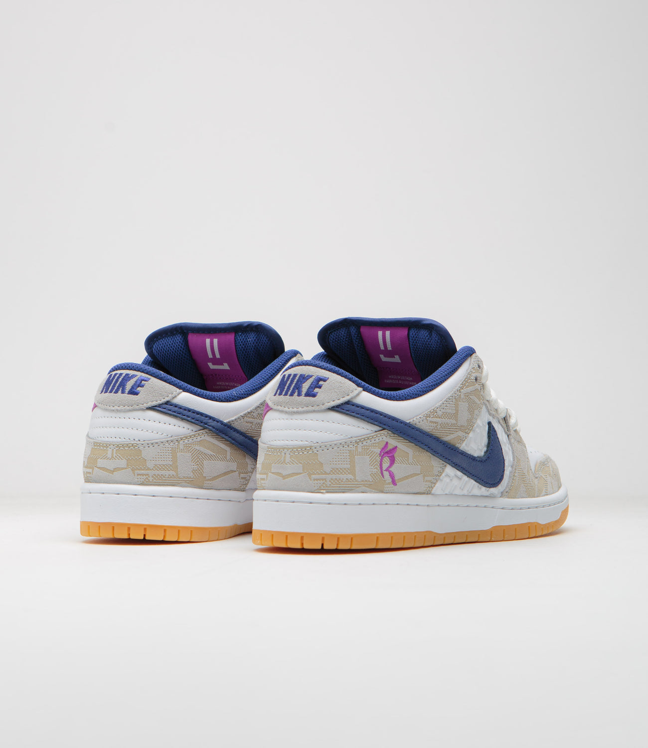 【Nike x Rayssa Leal】SB Dunk Low PRM Pure Platinum Vivid Rayssa Leal × Nike SB Dunk Low PRM 