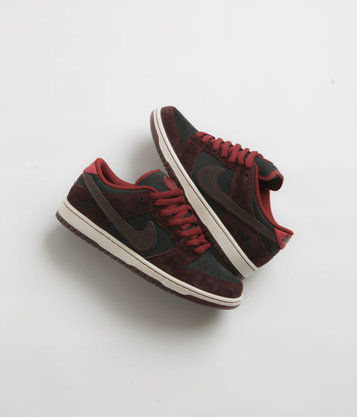 Nike SB x RIOT Skateshop Dunk Low Pro Shoes - Mahogany / Dark Beetroot ...