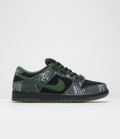 Nike SB x There Skateboards Dunk Low Shoes in Black and Gorge Green and Summit White