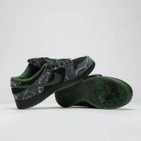 Nike SB x There Skateboards Dunk Low Shoes in Black and Gorge Green and Summit White thumbnail
