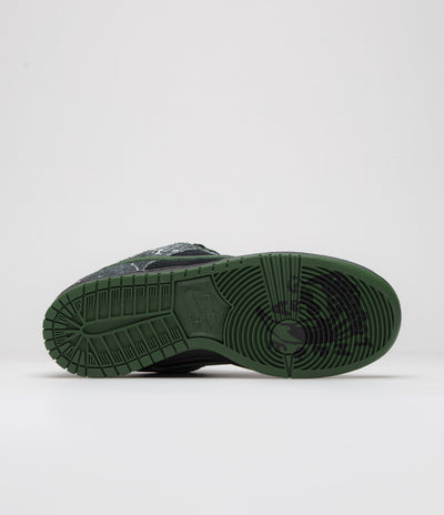 Nike SB x There Skateboards Dunk Low Shoes in Black and Gorge Green and Summit White