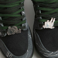 Nike SB x There Skateboards Dunk Low Shoes in Black and Gorge Green and Summit White thumbnail